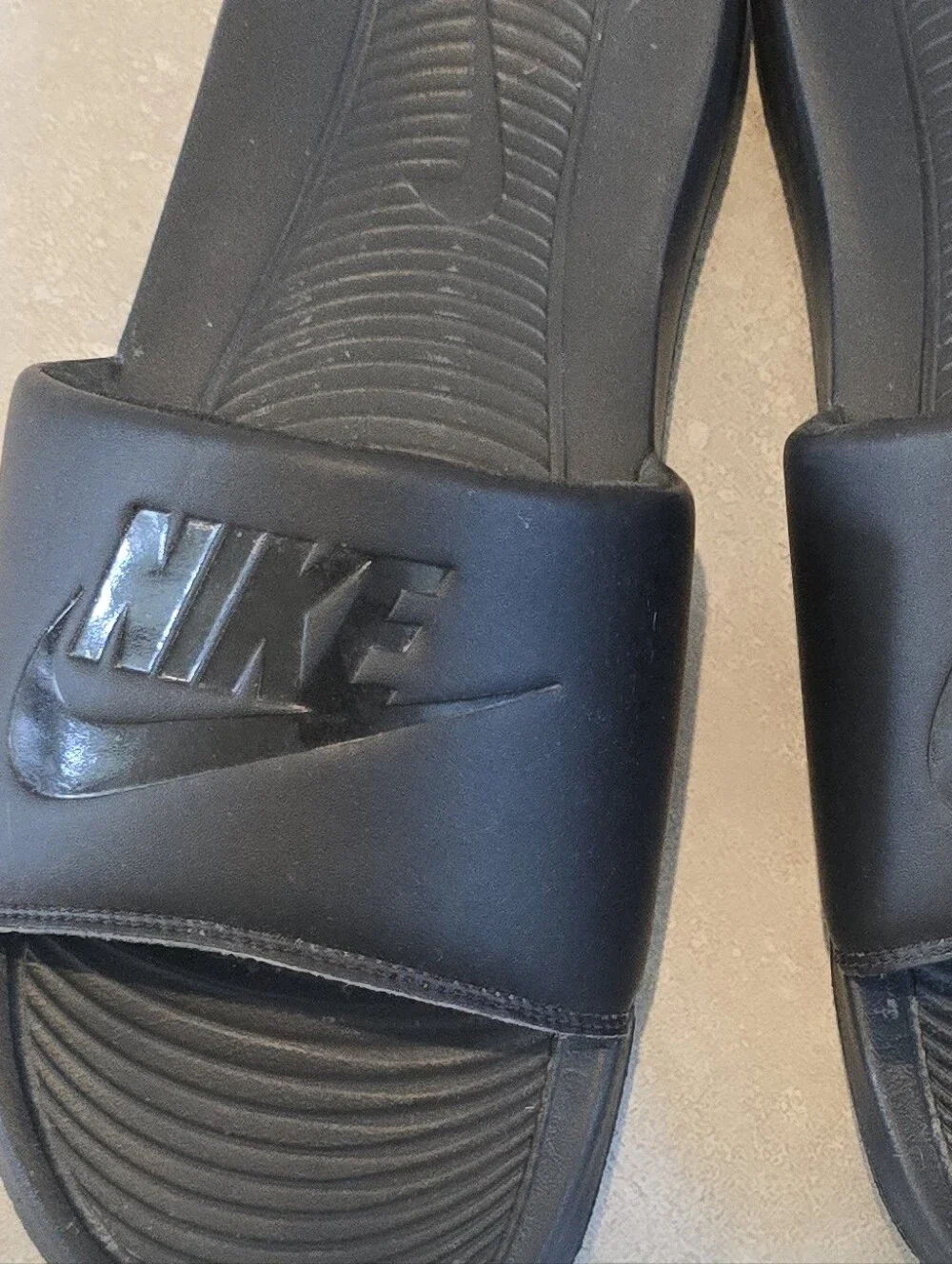 Nike men slide